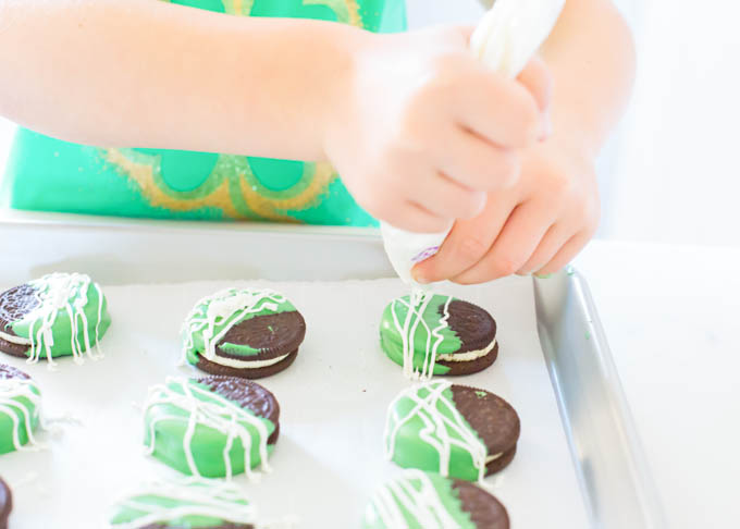 St. Patrick's Day Oreos