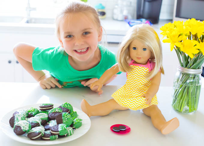 St. Patrick's Day Oreos